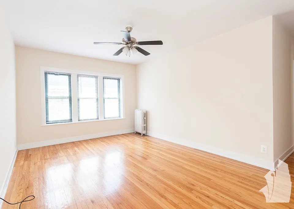 4841 N Wolcott Ave #3