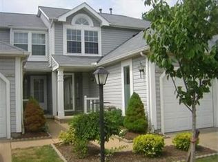 1200 Pinecrest Pl #4-B, Willoughby, OH 44094