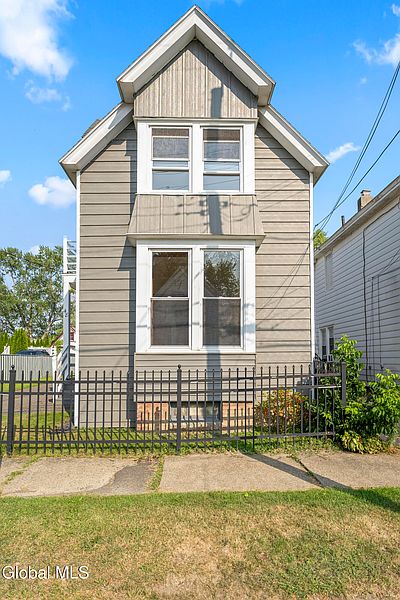 2nd image of 48 Masten Avenue