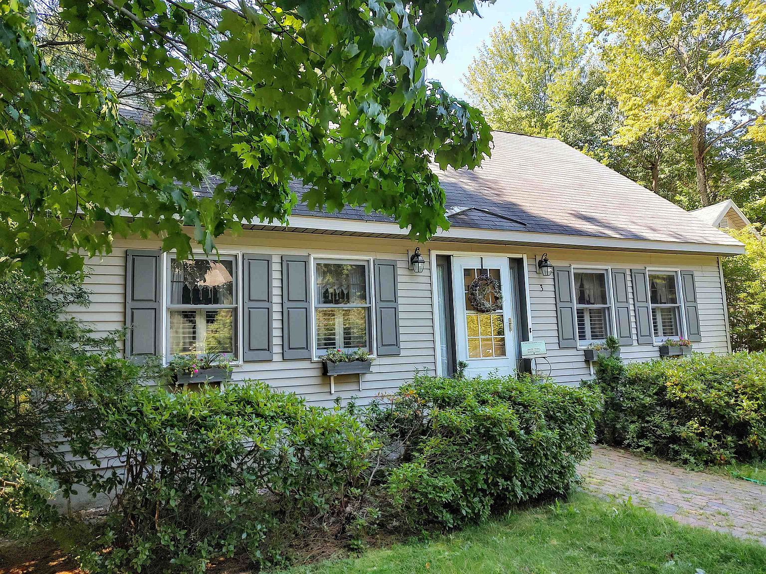 3 Greenleaf Drive, Wolfeboro, NH 03894 MLS 4968912 Zillow