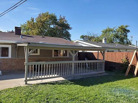 3rd image of 1365 Freeland Ave