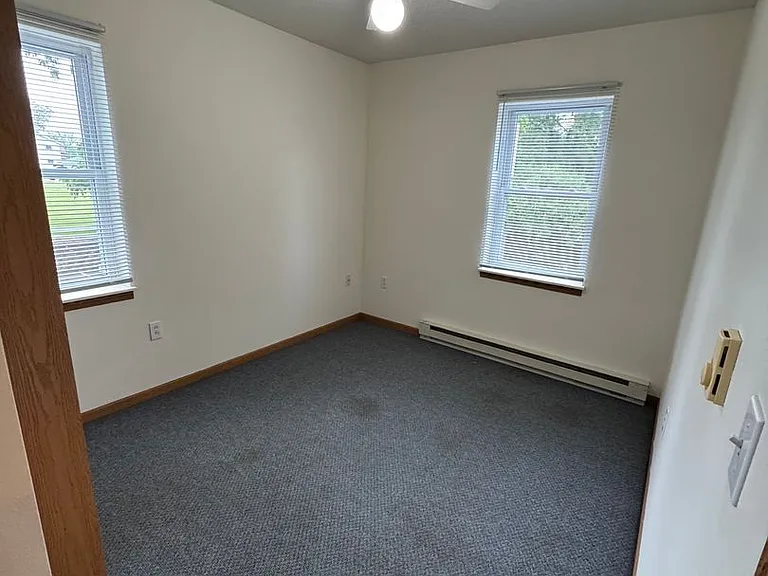 90 E Gridley Ave — Photo 43