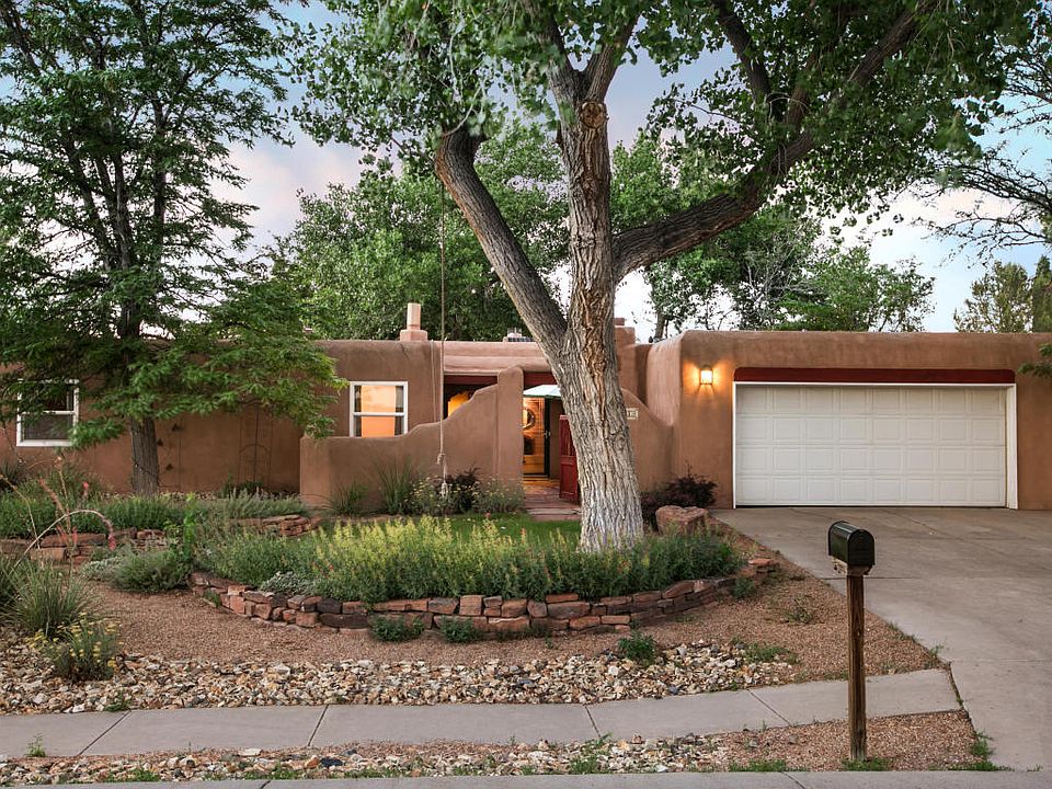 1st image of 1713 Camino Gallo NW
