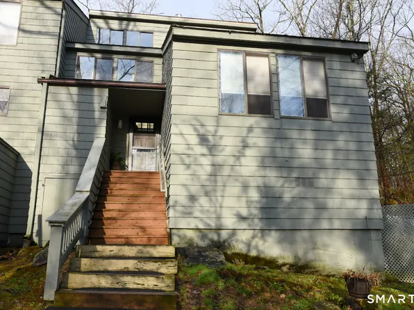 215 Ledge Drive #215, Torrington, CT 06790