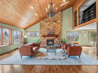 8752 Airport Rd, Middleton, WI 53562