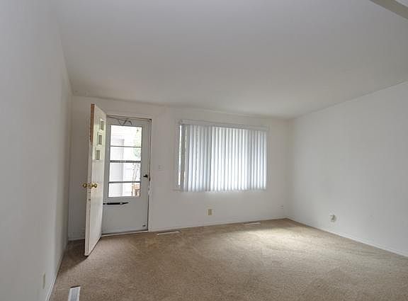 3rd image of 741 E Eldora Ln