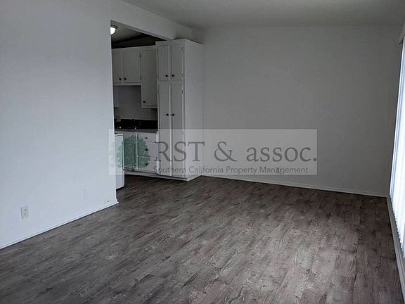 2nd image of 241 4th Ave #8