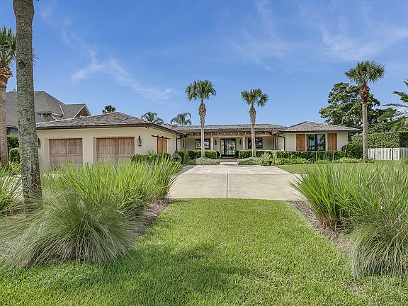 2nd image of 24 La Vista Dr