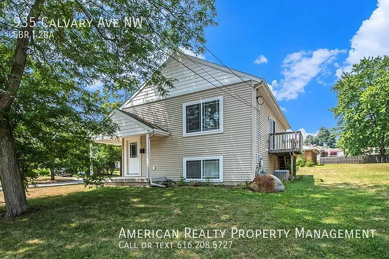 5 bed, 1728 sqft, $3,000 — Photo 1