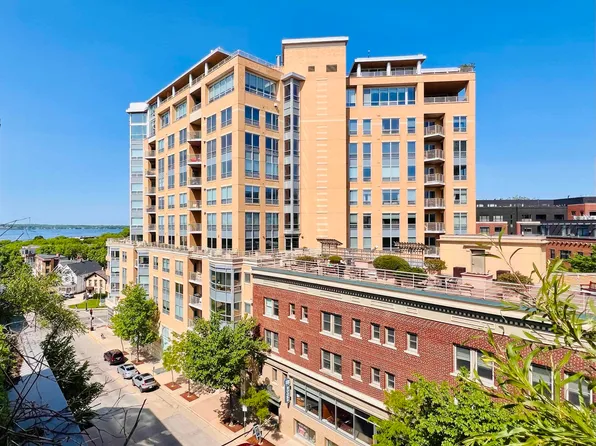 125 N Hamilton St Unit 706, Madison, WI 53703