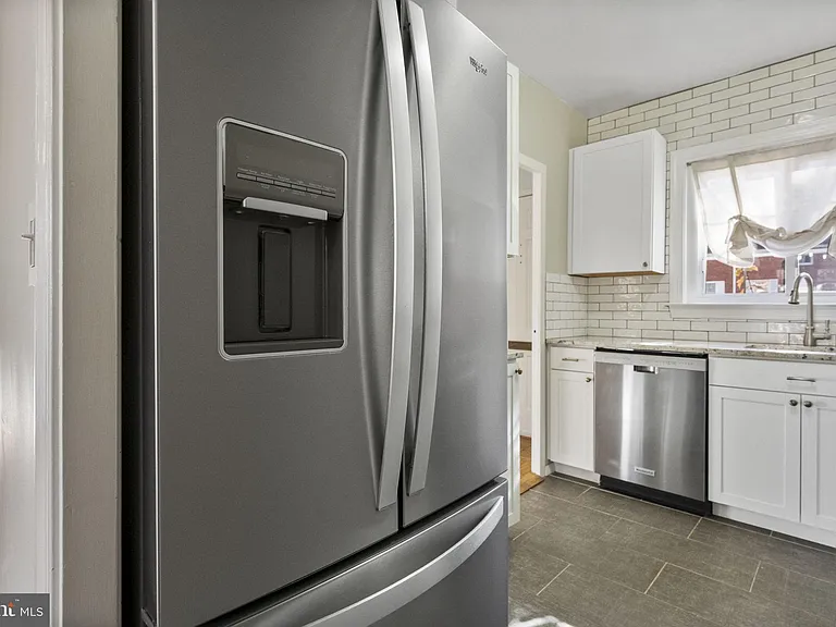 1635 Ripon Pl — Photo 10