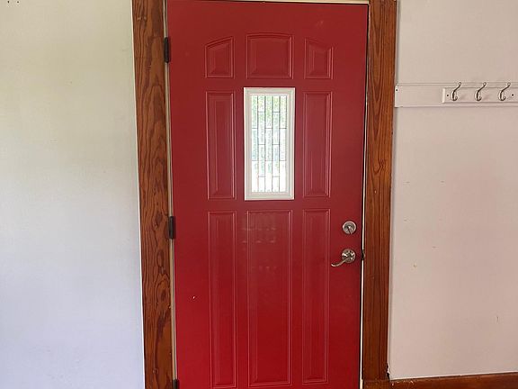 4th image of 701 S Laura Ave