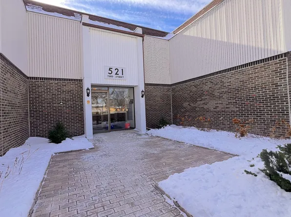 521 73rd St APT 105, Downers Grove, IL 60516