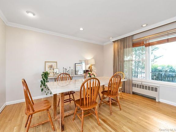 4th image of 1443 Park St