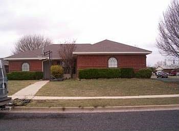 1st image of 2505 Henry Dr