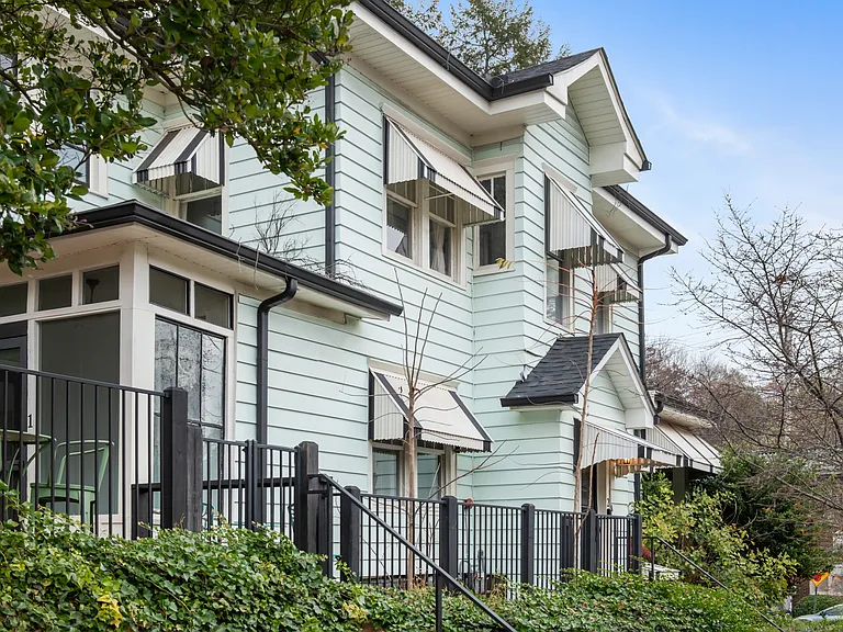 450 N Highland Ave NE #2 — Photo 44