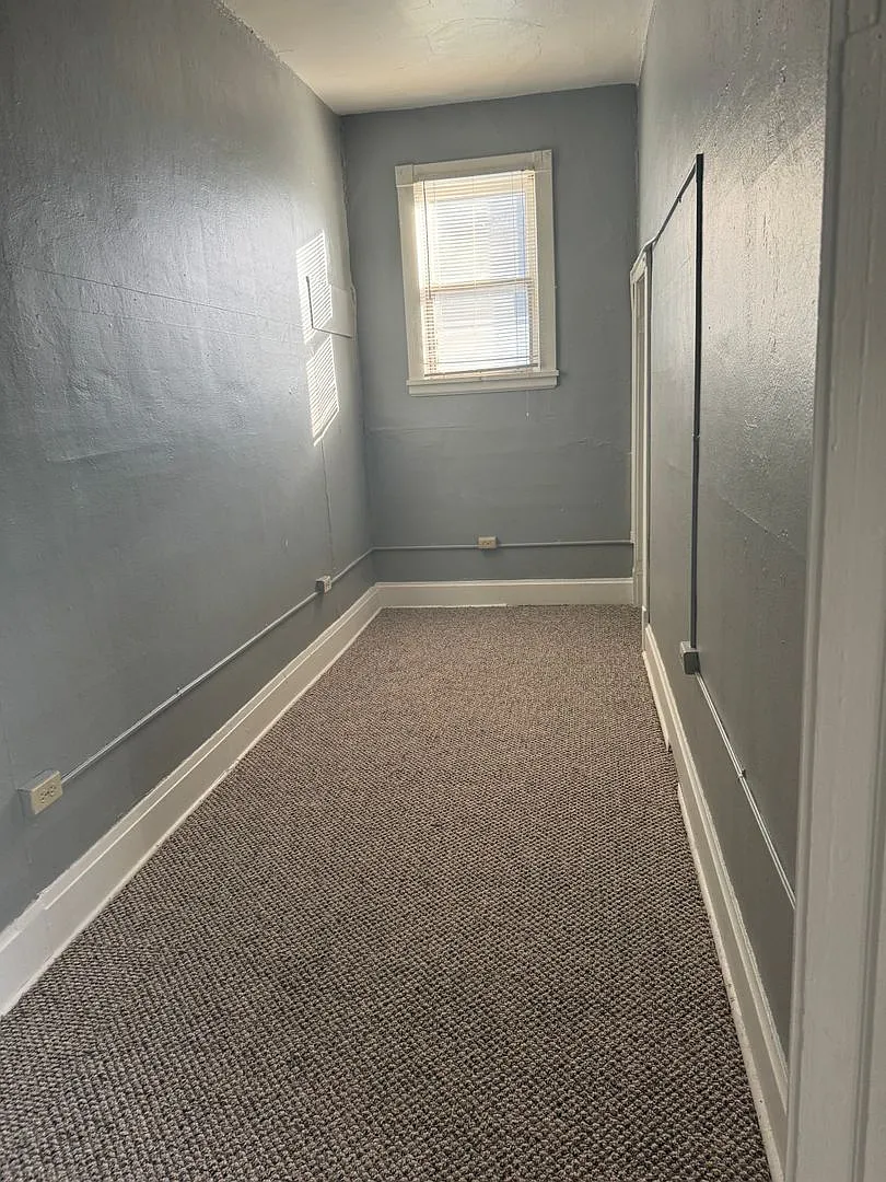 1235 Michigan Ave. (4 Unit) — Photo 4
