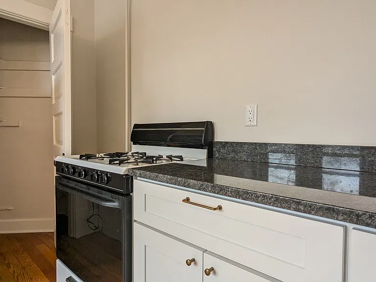 128 N Broad St #4 — Photo 14