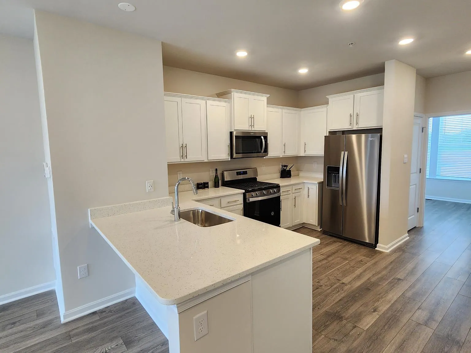429 Union St — Photo 3