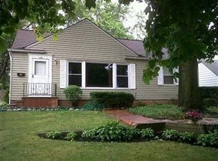 1333 Beaconfield Rd, Lyndhurst, OH 44124