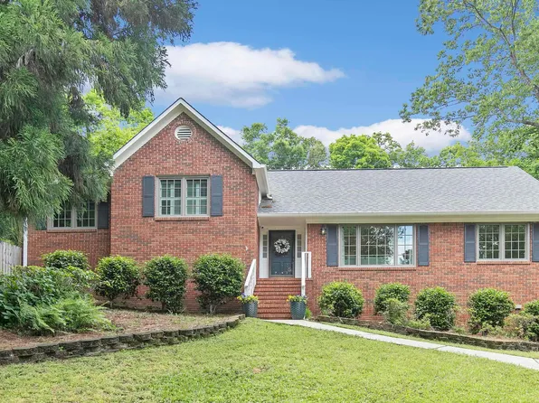 3626 Knightsbridge Rd, Mountain Brook, AL 35223