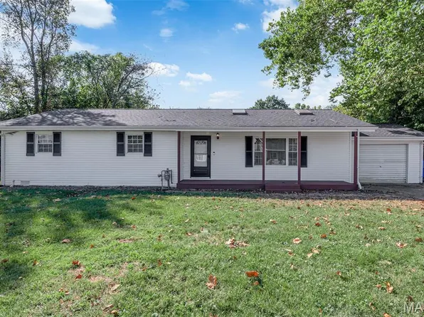 501 Drost St, Maryville, IL 62062