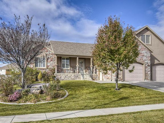 2nd image of 1091 N Mustang Ln
