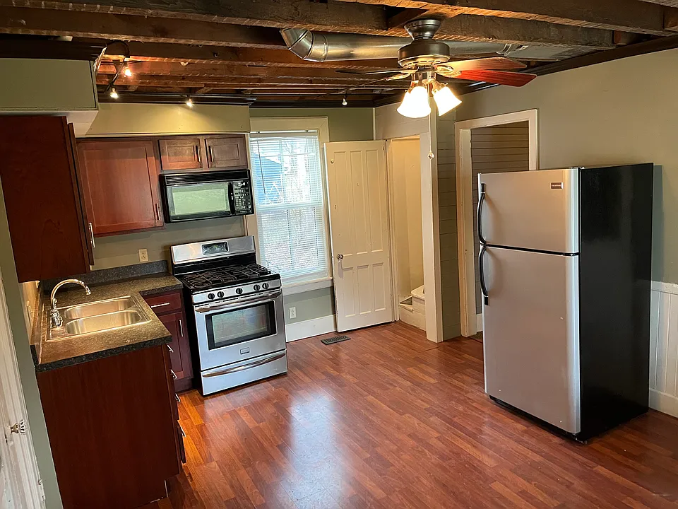7153 E Genesee St #5