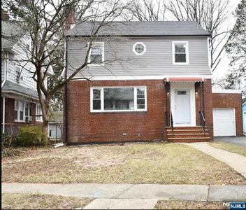 494 N Maple Ave, East Orange, NJ, 07017