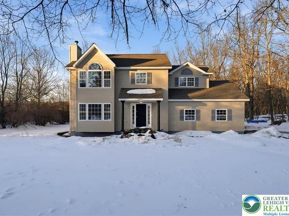 167 Bull Run, Long Pond, PA 18334