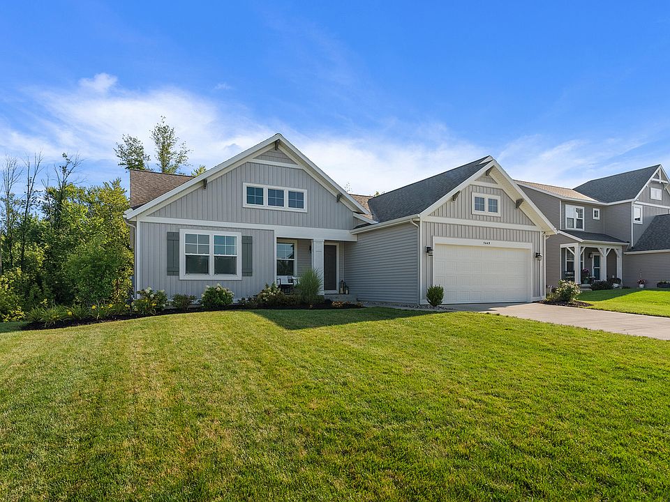1st image of 7449 Macview Dr