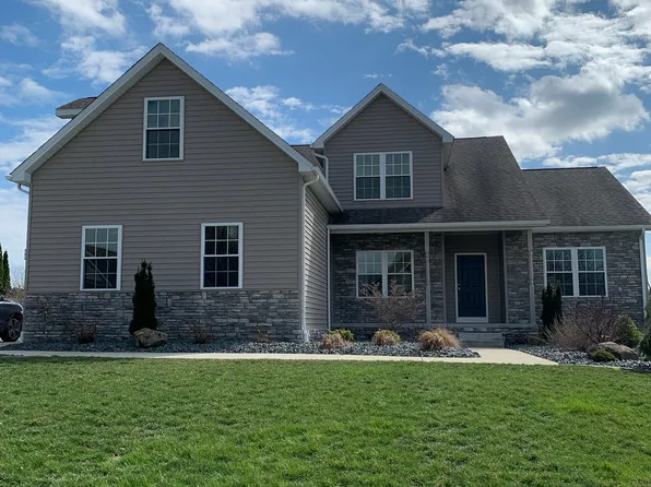 1239 Lake Front Blvd, North Lima, OH 44452