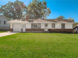 417 NE 55th St, Kansas City, MO 64118