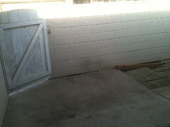 4th image of 383 E Century Blvd
