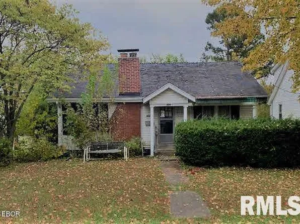 800 S 25th St, Mount Vernon, IL 62864