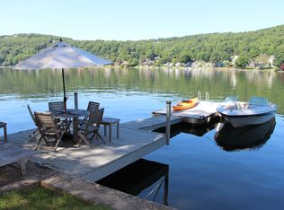 12 Lake Dr S, New Fairfield, CT 06812