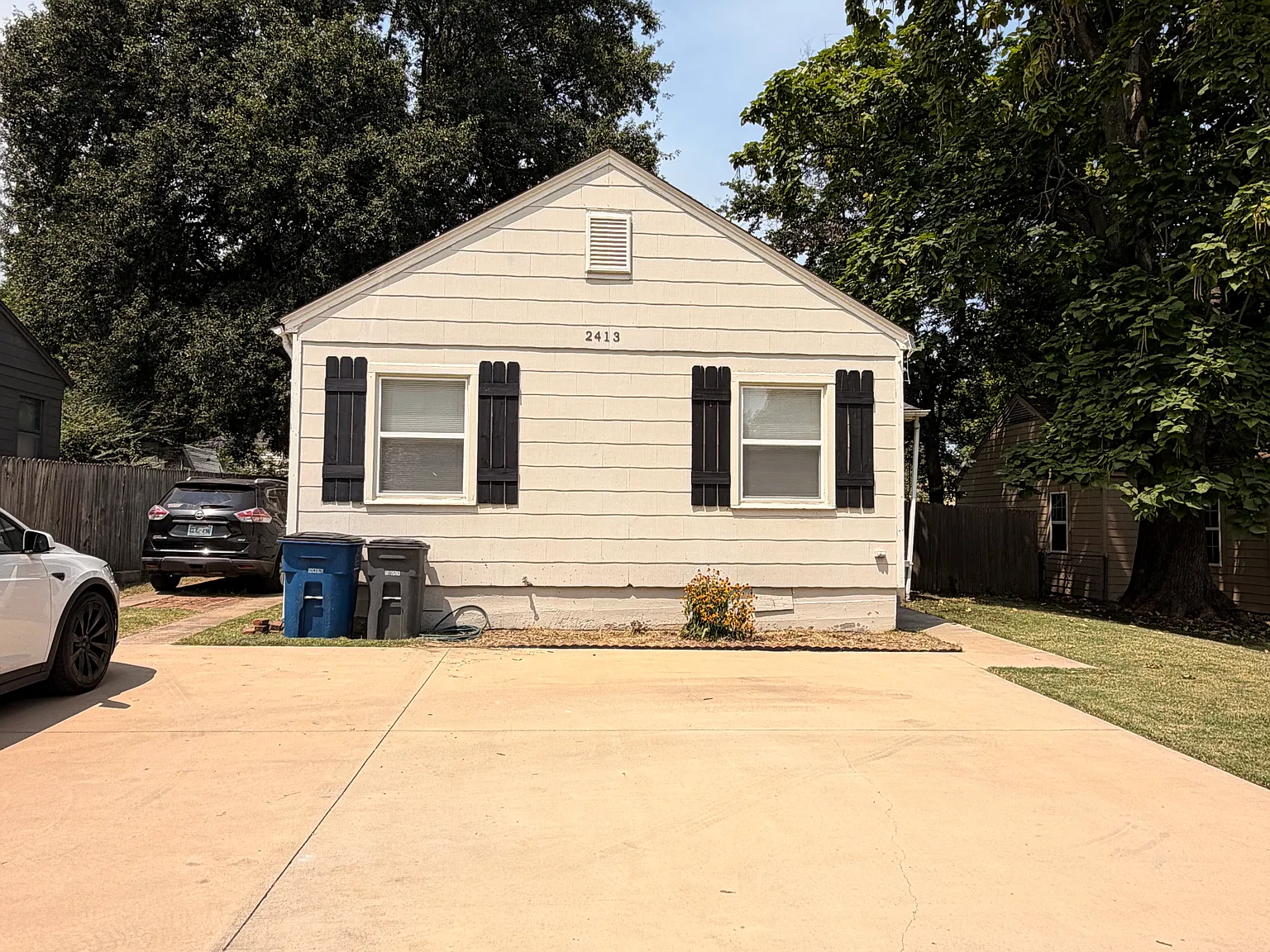2 bed, 909 sqft, $1,850 — Photo 1