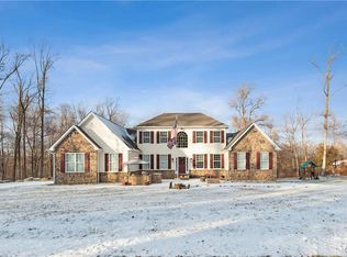 1752 Clarion Ln, Upper Black Eddy, PA 18972