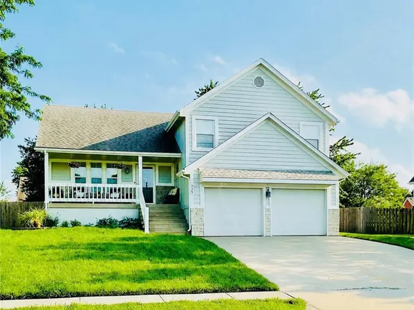 727 SE London Way, Lees Summit, MO 64081