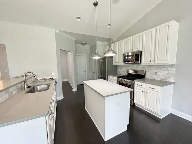 258 Wooden Wheel Ln — Photo 9