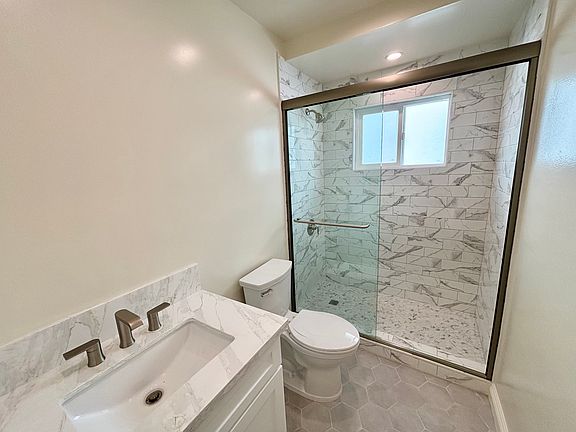 5th image of 1201 S Holt Ave APT 2