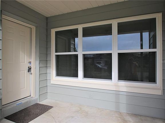 3rd image of 1068 Eagles Nest Ave E