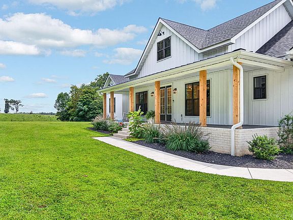 4th image of 320 Ridge Ln