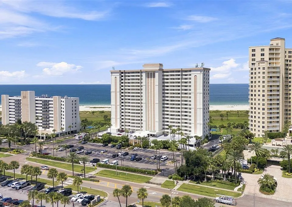 1230 Gulf Blvd #2008