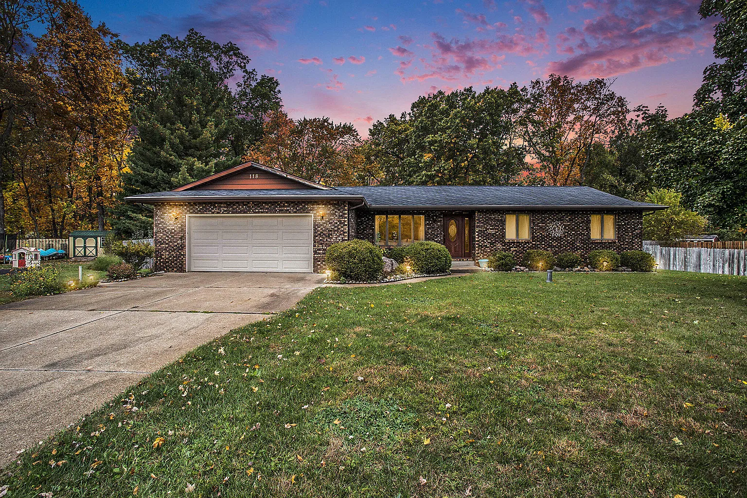 118 Moonwood Trl photo 1