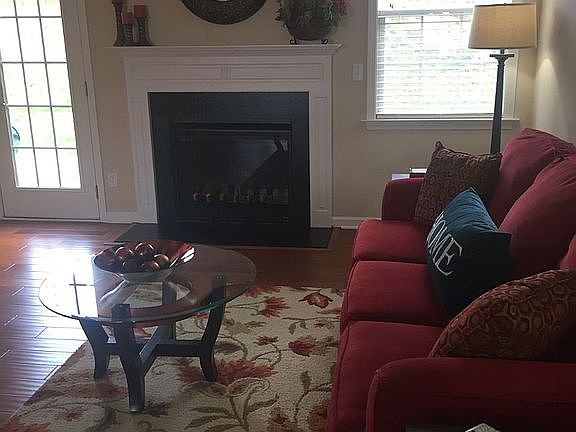 Gas fireplace in GR