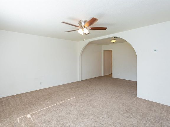 4th image of 1706 N Kentucky Ave