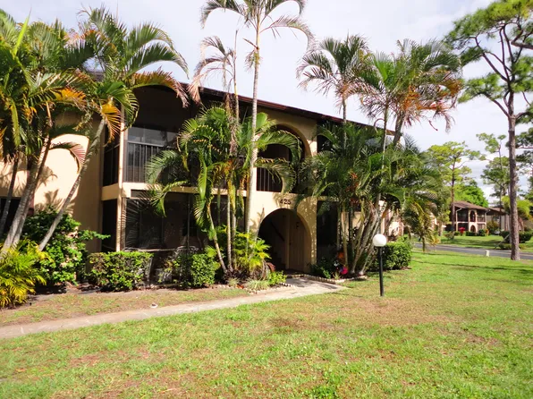 425 Pine Glen Ln APT C-2, Greenacres, FL 33463