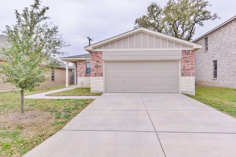 20807 Coral Spur San Antonio, TX 78259 — Photo 1