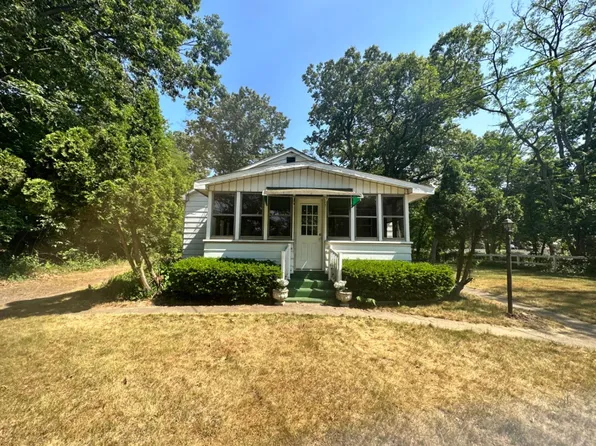 4462 W Dunes Hwy, Michigan City, IN 46360
